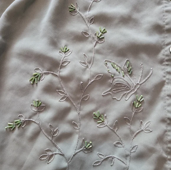 Pretty Vintage Beaded Blouse - Picture 2 of 5